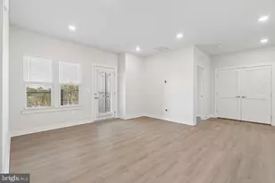 12850 Mosaic Pk Wy, Herndon, VA 20171 - Photo 11