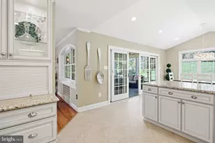 4229 Worcester Dr, Fairfax, VA 22032 - Photo 13