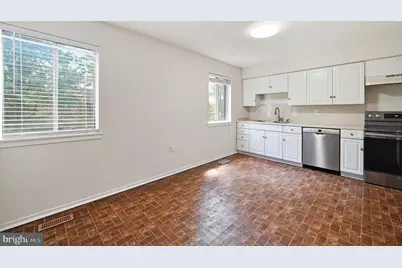 2908 Jermantown Road #24, Oakton, VA 22124 - Photo 13