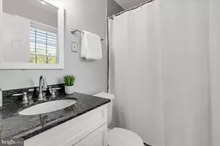 6163 Kellogg Dr, McLean, VA 22101 - Photo 19