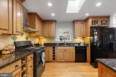 6163 Kellogg Drive, McLean, VA 22101 - Photo 9