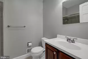 2231 William and Mary Dr, Alexandria, VA 22308 - Photo 27