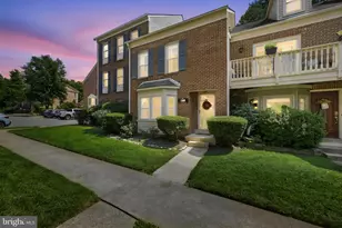 7563 Chrisland Cove, Falls Church, VA 22042 - Photo 3