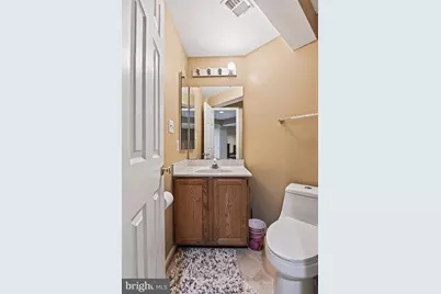 6586 Skylemar Trail, Centreville, VA 20121 - Photo 13