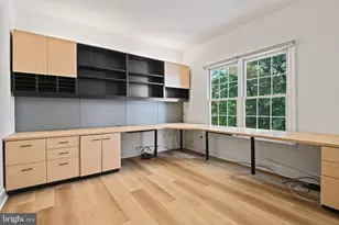 1944 Lord Fairfax Rd, Vienna, VA 22182 - Photo 17