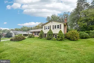 5204 Holden St, Fairfax, VA 22032 - Photo 3