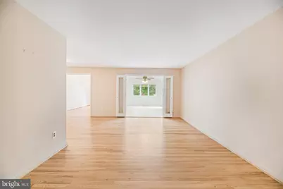 5204 Holden Street, Fairfax, VA 22032 - Photo 9