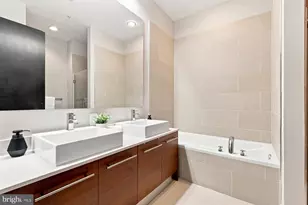 12025 New Dominion Pkwy, Reston, VA 20190 - Photo 15