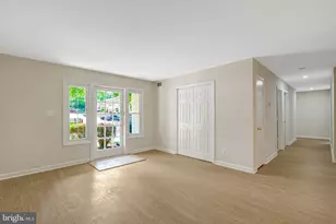 5901 Kingsford Rd, Springfield, VA 22152 - Photo 9