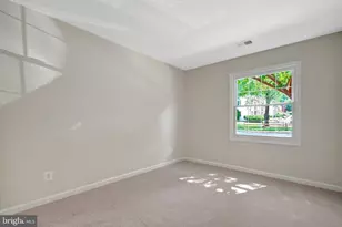 5901 Kingsford Rd, Springfield, VA 22152 - Photo 17