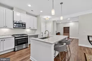 6101 Fairview Farm Dr, Alexandria, VA 22315 - Photo 5