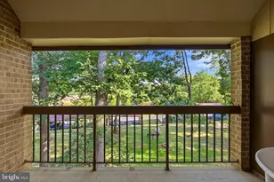 1643 Parkcrest Cir, Reston, VA 20190 - Photo 35