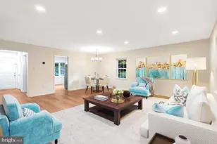 9599 Blake Park Ct, Fairfax, VA 22031 - Photo 3