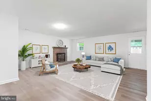 9599 Blake Park Ct, Fairfax, VA 22031 - Photo 11