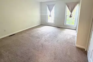 5431 Helm Ct, Fairfax, VA 22032 - Photo 9