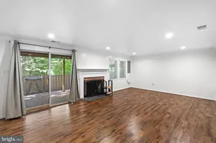 7877 Painted Daisy Dr, Springfield, VA 22152 - Photo 37