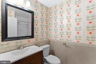 7877 Painted Daisy Dr, Springfield, VA 22152 - Photo 33