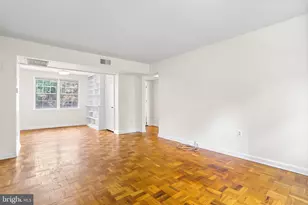 6706 W Wakefield Dr, Alexandria, VA 22307 - Photo 3