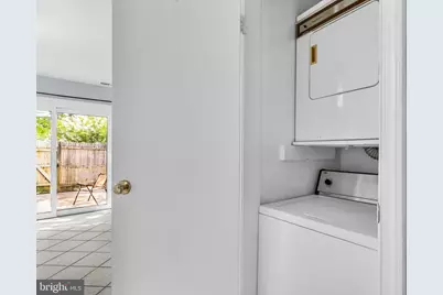 8105 Kingsway Court #259, Springfield, VA 22152 - Photo 17