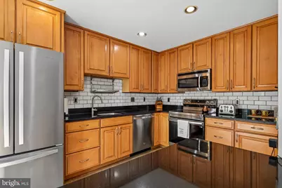 [Address not provided], Fairfax, VA 22033 - Photo 13