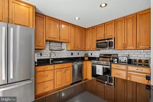 [Address not provided], Fairfax, VA 22033 - Photo 13