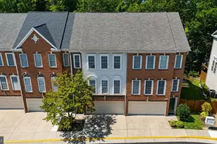 9052 Tanyard Ln, Lorton, VA 22079 - Photo 3