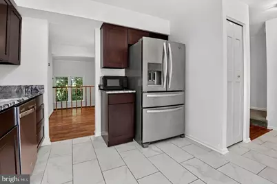 2155 Pond View Court, Reston, VA 20191 - Photo 9