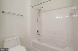 2451 Midtown Ave, Alexandria, VA 22303 - Photo 23