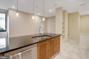 2451 Midtown Ave, Alexandria, VA 22303 - Photo 7