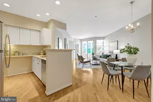 1625 International Dr, McLean, VA 22102 - Photo 3