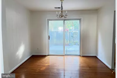 5055 Tibbitt Lane, Burke, VA 22015 - Photo 3