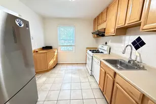 5055 Tibbitt Ln, Burke, VA 22015 - Photo 5