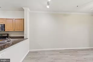 12913 Centre Park Cir, Herndon, VA 20171 - Photo 13