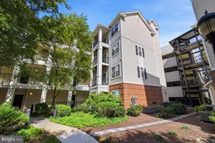 12913 Centre Park Cir, Herndon, VA 20171 - Photo 3