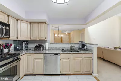12237 Fairfield House Drive #311A, Fairfax, VA 22033 - Photo 5