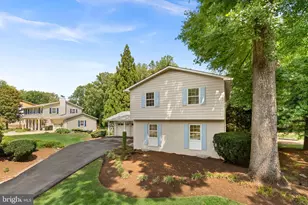 3241 Betsy Ln, Oak Hill, VA 20171 - Photo 3