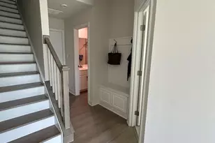 13961 Airfoil Rd, Herndon, VA 20171 - Photo 5