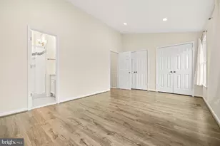 4267 Fox Lake Dr, Fairfax, VA 22033 - Photo 7