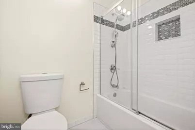 4267 Fox Lake Drive, Fairfax, VA 22033 - Photo 9