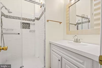 4267 Fox Lake Drive, Fairfax, VA 22033 - Photo 5