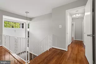 9120 Kristin Ln, Fairfax, VA 22032 - Photo 17