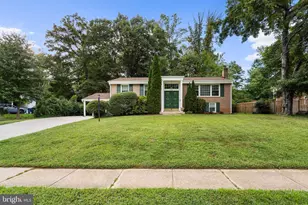 9120 Kristin Ln, Fairfax, VA 22032 - Photo 5