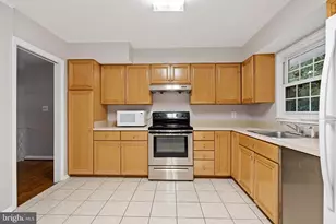 9120 Kristin Ln, Fairfax, VA 22032 - Photo 33