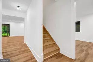 9982 Blackberry Ln, Great Falls, VA 22066 - Photo 37