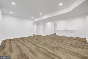 9982 Blackberry Ln, Great Falls, VA 22066 - Photo 41