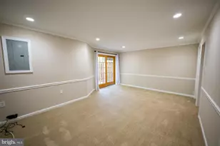 5714 Evergreen Knoll Ct, Alexandria, VA 22303 - Photo 19