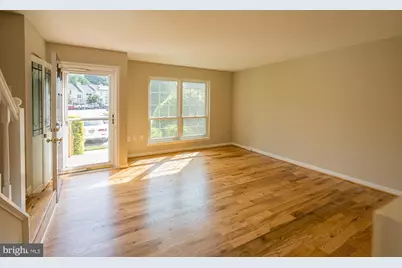 5714 Evergreen Knoll Court, Alexandria, VA 22303 - Photo 5