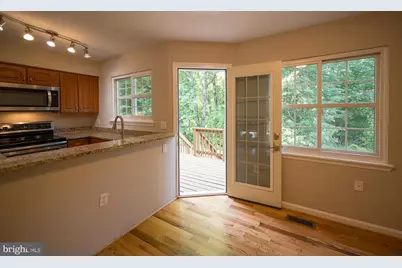 5714 Evergreen Knoll Court, Alexandria, VA 22303 - Photo 11