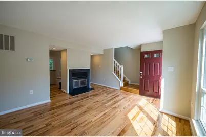 5714 Evergreen Knoll Court, Alexandria, VA 22303 - Photo 3