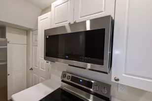 12818 Fair Briar Ln, Fairfax, VA 22033 - Photo 21